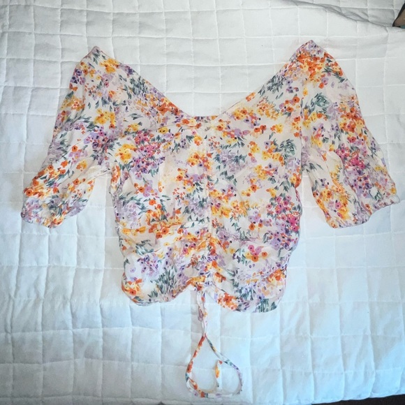 H&M Crop Top - Picture 2 of 2